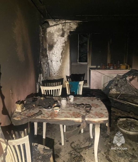 В Уфе на улице Энгельса эвакуировали жильцов из горящего дома