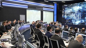 Михаил Мишустин провёл стратегическую сессию о развитии строительной отрасли и ЖКХ Михаил Мишустин провёл стратегическую сессию о развитии строительной отрасли и ЖКХ