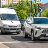 Как поступать водителю при проезде скорой помощи на красный свет в пробке
