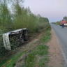 В Мордовии пассажирский автобус опрокинулся в кювет, 15 человек пострадали