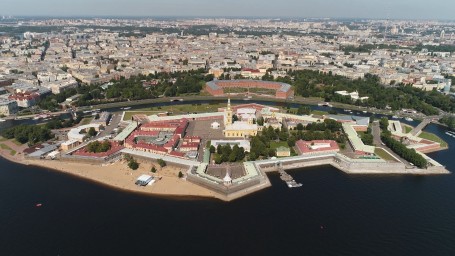 Александр Беглов: С 2019 года в Петербурге отмечается День ветерана труда