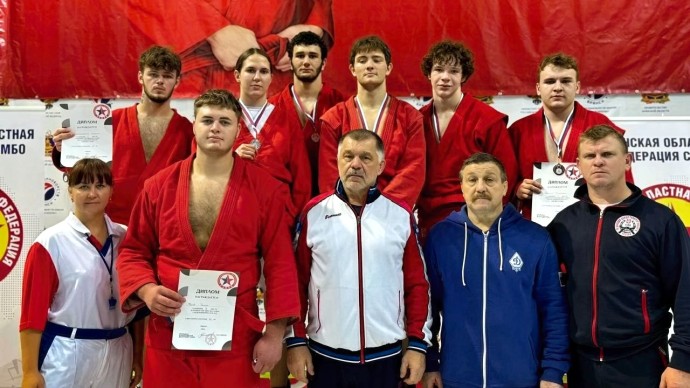 Тульские самбисты завоевали 5 медалей на первенстве ЦФО