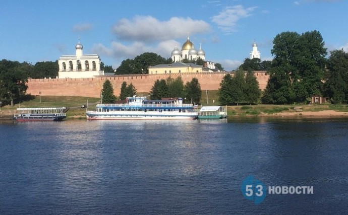 Трансляция встречи ВРИО губернатора Александра Дронова с активными жителями Великого Новгорода
