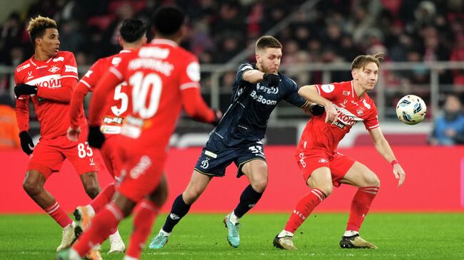 Скандальная ничья спасла "Спартака": судья украл два гола у "Динамо"? Скандальная ничья спасла "Спартака": судья украл два гола у "Динамо"?