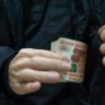 Полмиллиона за отказ: астраханец задержан при передаче денег замначальнику полиции