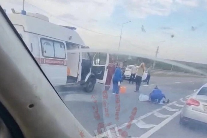 В Новомосковске водитель насмерть сбил подростка на «зебре» и не признал вину В Новомосковске водитель насмерть сбил подростка на «зебре» и не признал вину