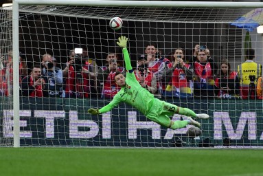 Акинфеев — о Чалове: Он хочет остаться в Европе