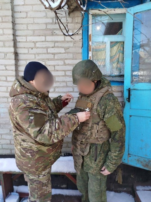 Бойца из Башкирии наградили на СВО высшими госнаградами Бойца из Башкирии наградили на СВО высшими госнаградами