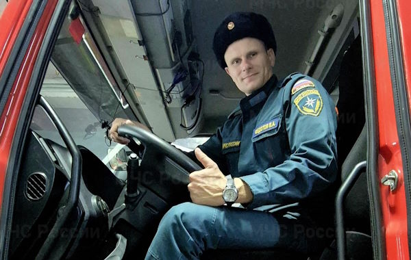 Лучшим водителем пожарного автомобиля в Улан-Удэ стал опытный шофёр