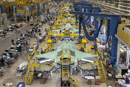 Политолог высказался о начале гонки вооружений между Россией и США