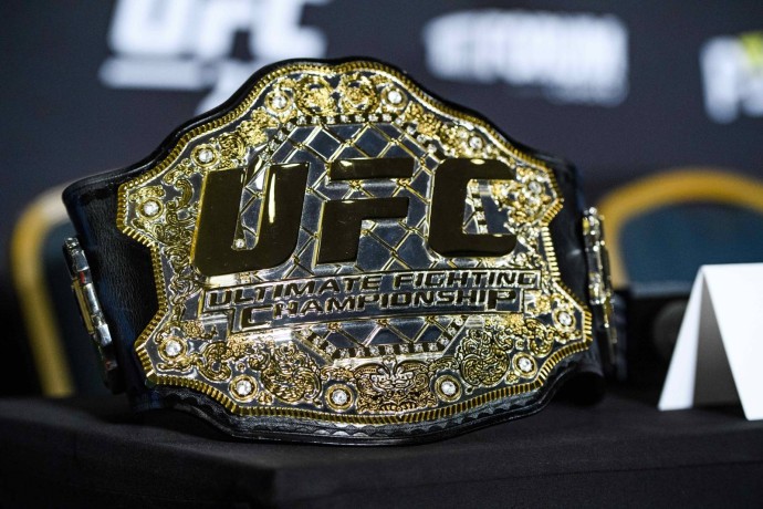Мухаммад обратился к чемпиону UFC дю Плесси
