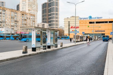 Территорию возле пересадочного узла «Речной вокзал» благоустроили