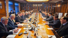 Алексей Оверчук провёл встречу с Первым заместителем Премьер-министра, Министром экономики и развития Монголии Лувсаннямын Гантумуром