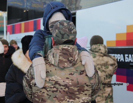 Владимир Путин подписал закон о поддержке участников СВО с детьми