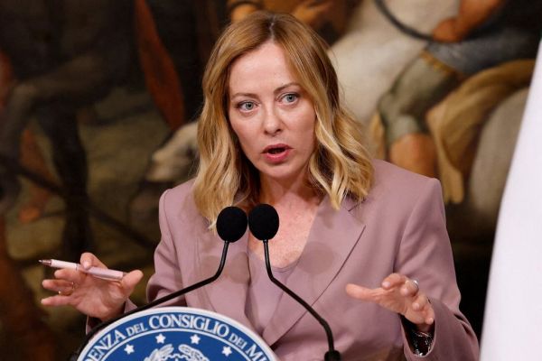 В Италии призвали ЕС забыть про США и взять ответственность за свою оборону на себя