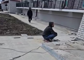 В Чигирях мигранты-нелегалы работали на стройке многоэтажки