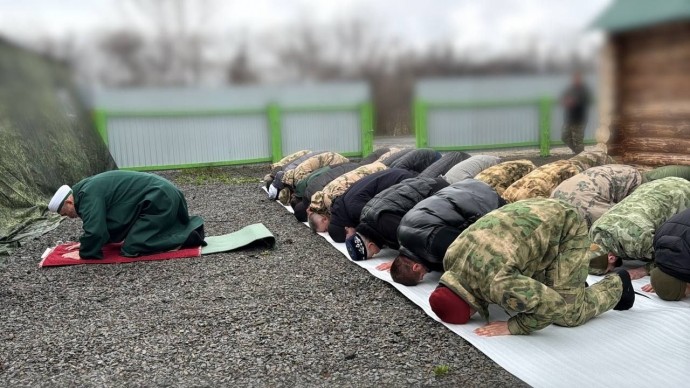 В батальоне имени Салавата Юлаева состоялось празднование Ураза-байрама