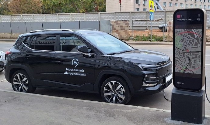 «Автостат»: Всего 2 587 электромобилей «Москвич 3е» было продано в России за 2,5 года