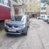 Неизвестный водитель повредил Mitsubishi Outlander в Южно-Сахалинске - розыск очевидцев