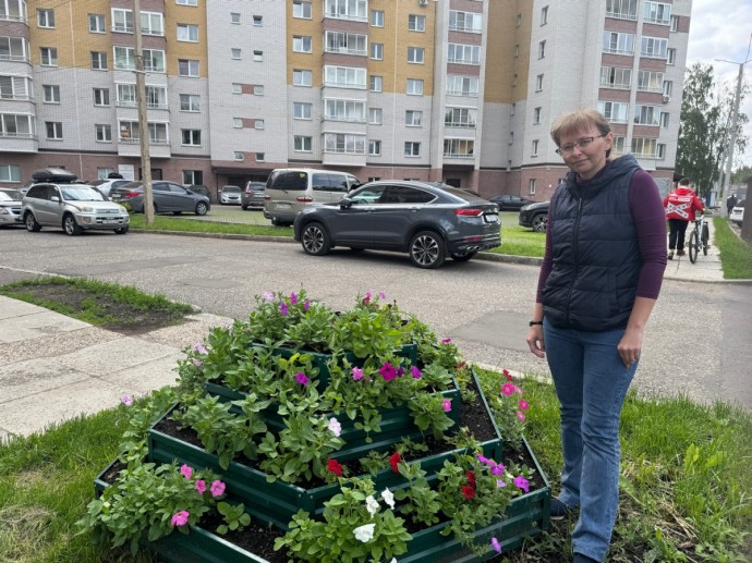 Первые работы поступили на конкурс «Украсим Родину цветами. Яркая Вятка»
