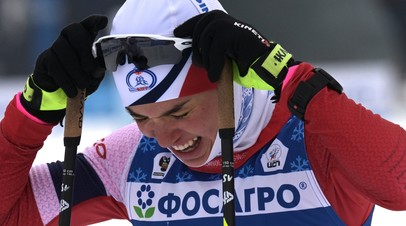 «Они думают, что наказывают нас»: Степанова готовится к возвращению на лыжню и активно пикируется с иностранцами