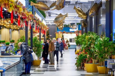 Свежий улов кефали из Азовского моря привезли на рыбные рынки «Москва — на волне»