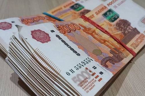 Дроппер из Приамурья вернет жительнице Екатеринбурга полмиллиона