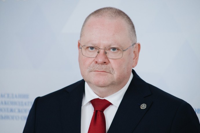 Пензенские врачи прооперировали губернатора Олега Мельниченко