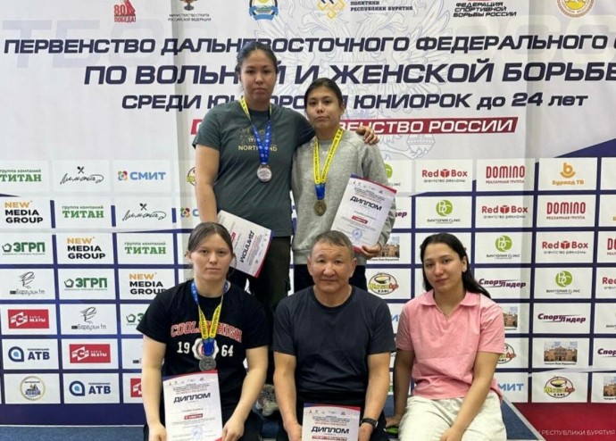 Три якутянки стали победителями первенства ДФО по борьбе