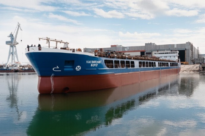 Астраханцы отправили новый сухогруз «Каспийский берег» на ходовые испытания
