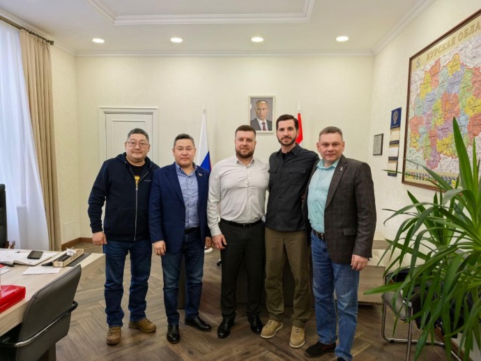 Представители Якутии работают в Курской области