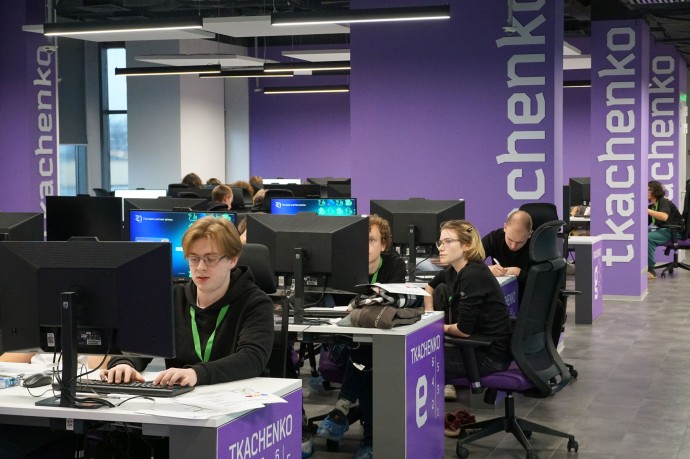 Четвертьфинал чемпионата Центральной России по спортивному программированию прошел в Ярославле