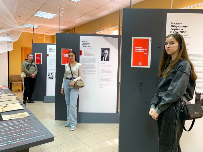 В Курске открылась выставка о Курской битве и поэтах-фронтовиках
