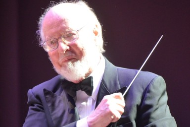 Джон Уильямс в 30-й раз пишет музыку для Стивена Спилберга — к фильму про НЛО