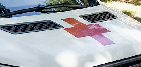 В аэропорту Лондона 21 человек пострадал от распыления перцового газа во время ограбления