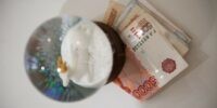 Модный приговор: астраханец угодил за решетку за пальто и туфли из сайгака