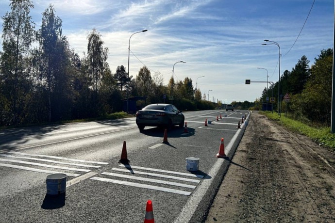 В Кировской области на дорогах устанавливают шумовые полосы В Кировской области на дорогах устанавливают шумовые полосы