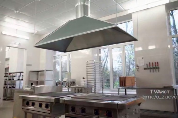 Руслан Заголовацкий: В Орехово-Зуевской больнице на проезде Горячевой открыли современный пищеблок, который будет обеспечивать все филиалы города Руслан Заголовацкий: В Орехово-Зуевской больнице на проезде Горячевой открыли современный пищеблок, который будет обеспечивать все филиалы города