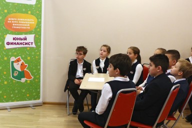 42% родителей назвали финграмотность самым нужным навыком для будущего детей