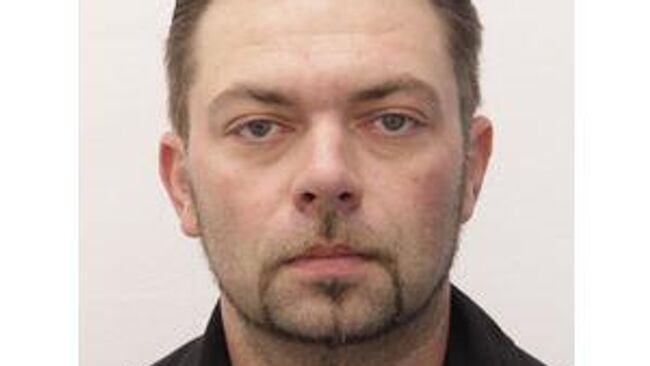 Тяжелораненому военному корреспонденту РИА Новости проводят операцию