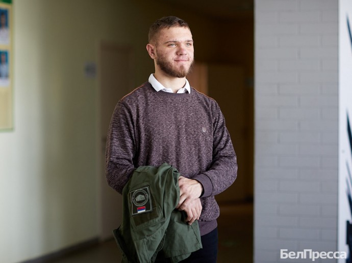 Делать добрые дела. За что молодого борисовца наградили медалью «За проявленное мужество»