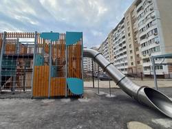 Десятилетняя девочка получила травмы при падении с горки