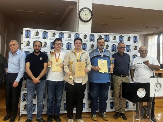 Шахматист Урал Хасанов из Уфы стал призёром Кубка мира