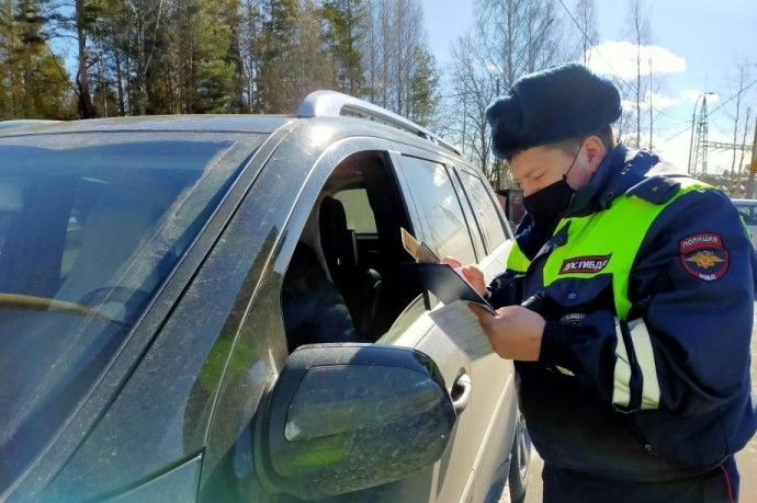 Выехавших за город начнут лишать прав на год: ГИБДД вводит новое правило для водителей Выехавших за город начнут лишать прав на год: ГИБДД вводит новое правило для водителей