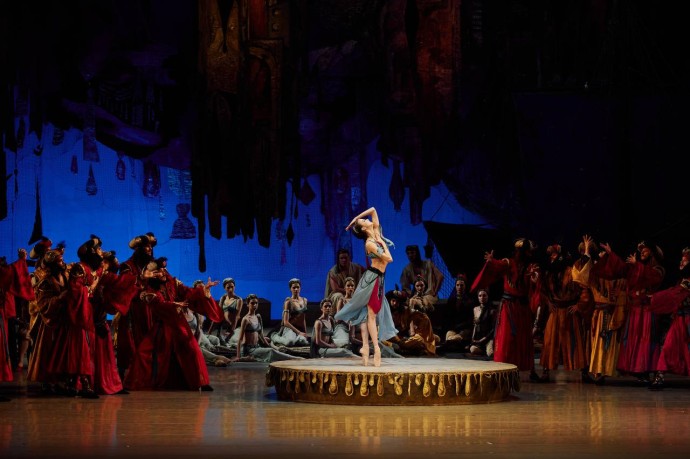 Масштабные гастроли Мариинского театра под управлением Валерия Гергиева стартовали в Китае Масштабные гастроли Мариинского театра под управлением Валерия Гергиева стартовали в Китае