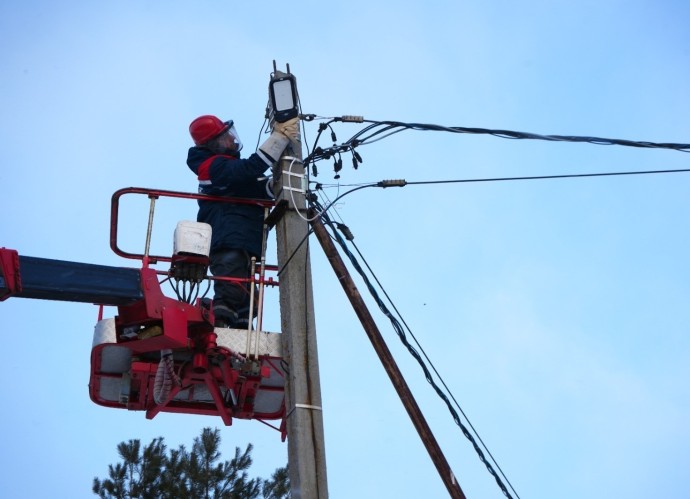 Михаил Евраев поручил обеспечить качество работы уличного освещения во всех округах Михаил Евраев поручил обеспечить качество работы уличного освещения во всех округах