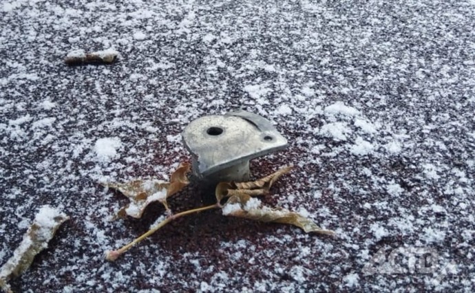 Куски металла обнаружили на детской площадке в Южно-Сахалинске