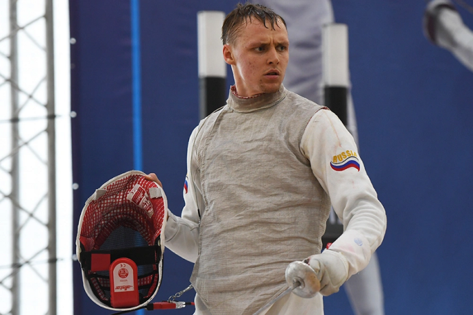 Российский рапирист Бородачёв завоевал серебро на этапе КМ по фехтованию в Фукуоке