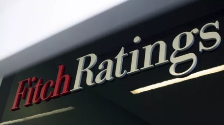 Fitch понизило кредитный рейтинг Франции из-за роста госдолга