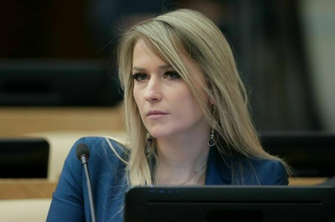 Депутат Лантратова предложила пересмотреть критерии аттестации педагогов